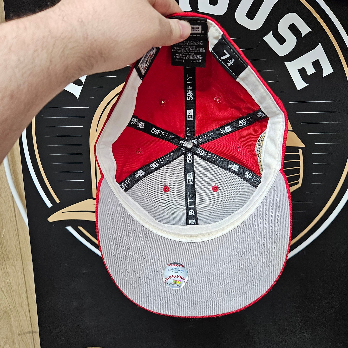 Cleveland Guardians Hat New Era Size 7 3/4 59Fifty Red Wahoo Logo Wool