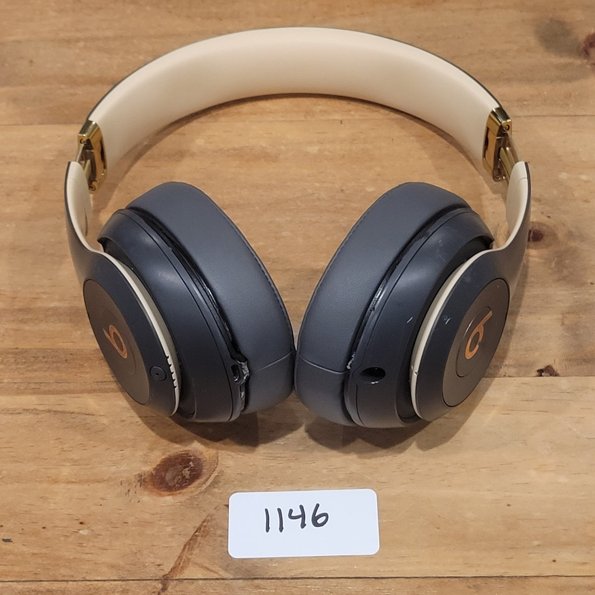 Beats Studio 3 Wireless Over Ear Headphones Shadow Gray Gold Skyline Studio3
