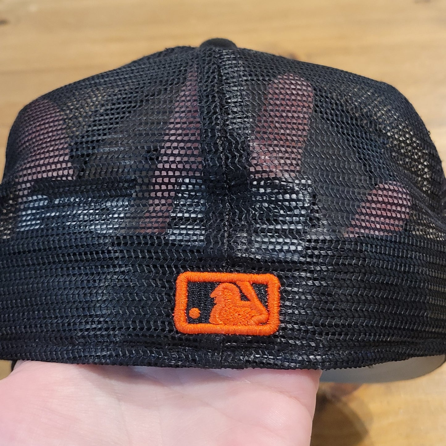 San Francisco Giants Hat New Era Size 7 3/8 Fitted Black Low Profile G Logo Mesh