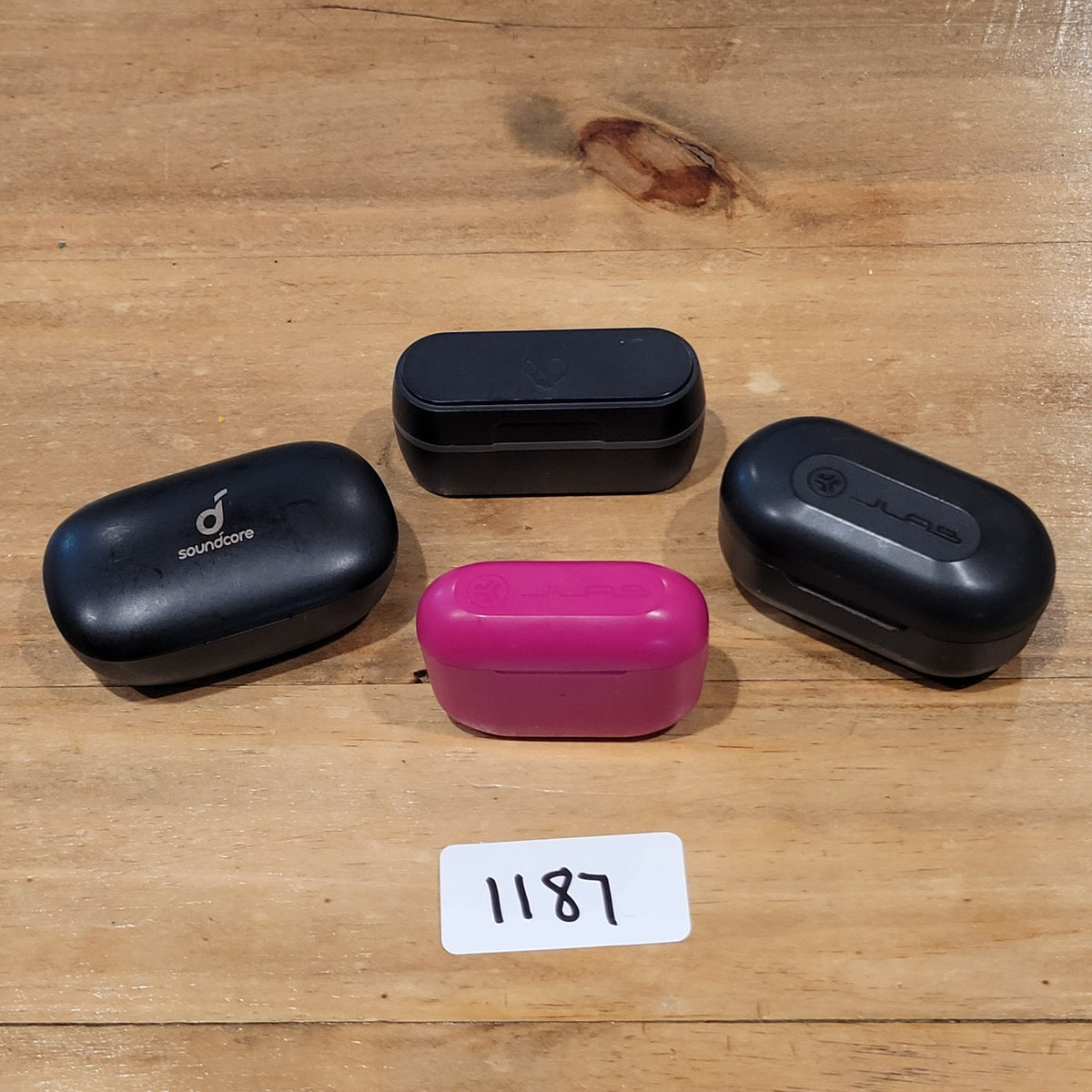Lot of 4 Earbuds Wireless Bluetooth Soundcore Skullcandy Jlab Air Go Pop