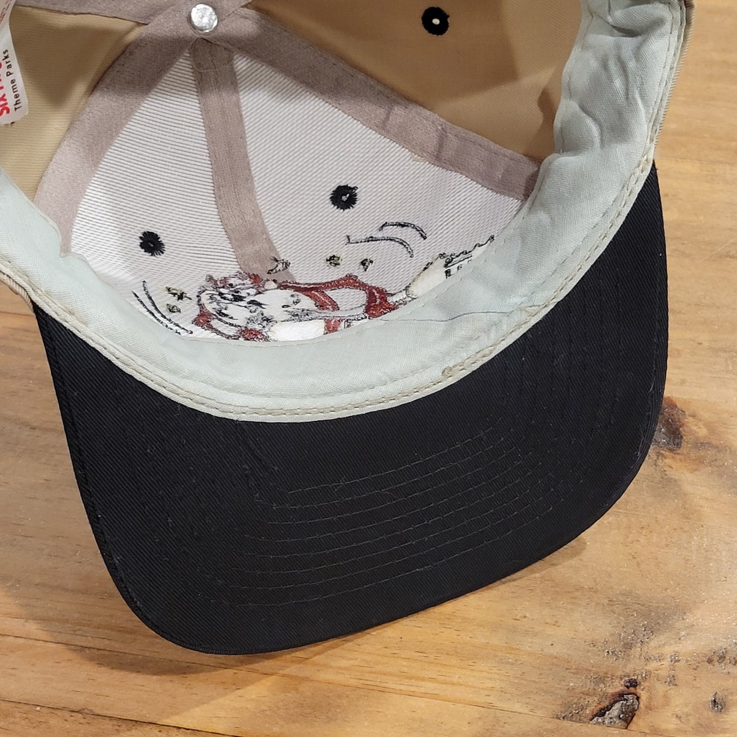 Vintage Taz Tasmanian Devil Six Flags Hat Brown Yield Sign One Size 90s 1997