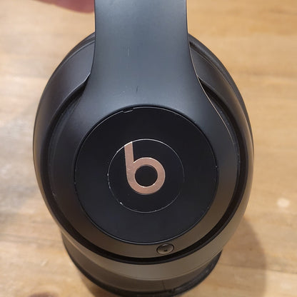 Beats Studio 3 Wireless Over Ear Headphones Midnight Black Gold Skyline Edition