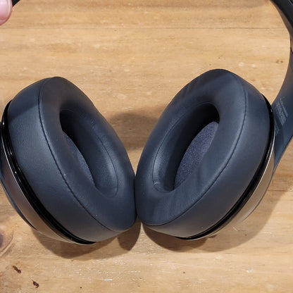 Beats by Dr Dre Studio 2 Wireless Over-Ear Headphones Titanium B0501 Grey ANC
