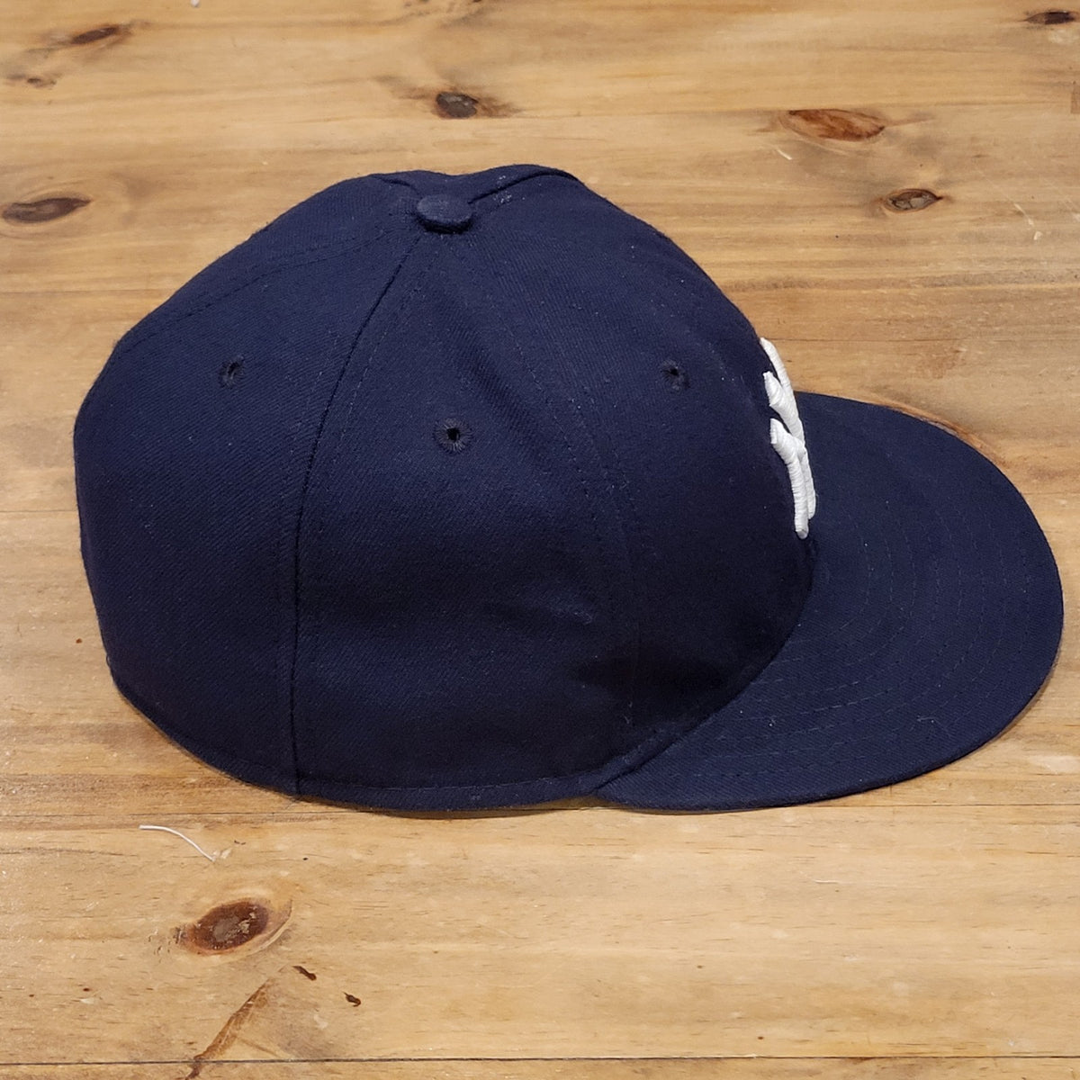 New York Yankees Hat New Era Size 7 3/8 Fitted 59Fifty On Field MLB Baseball