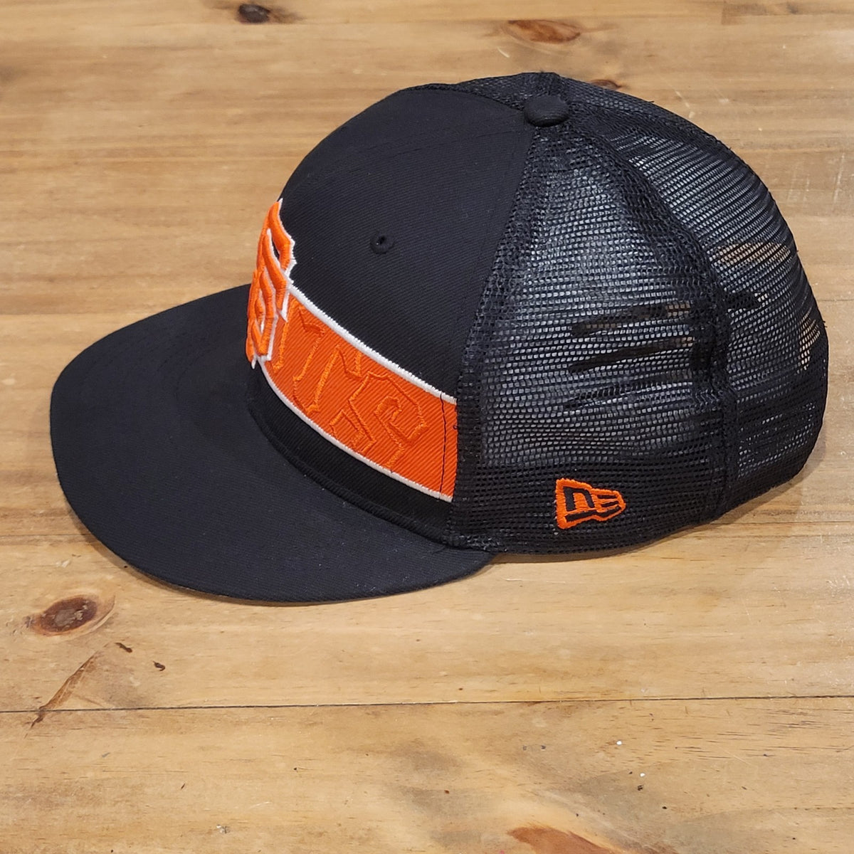 San Francisco Giants New Era Hat Snapback Black Mesh Back One Size 9Fifty