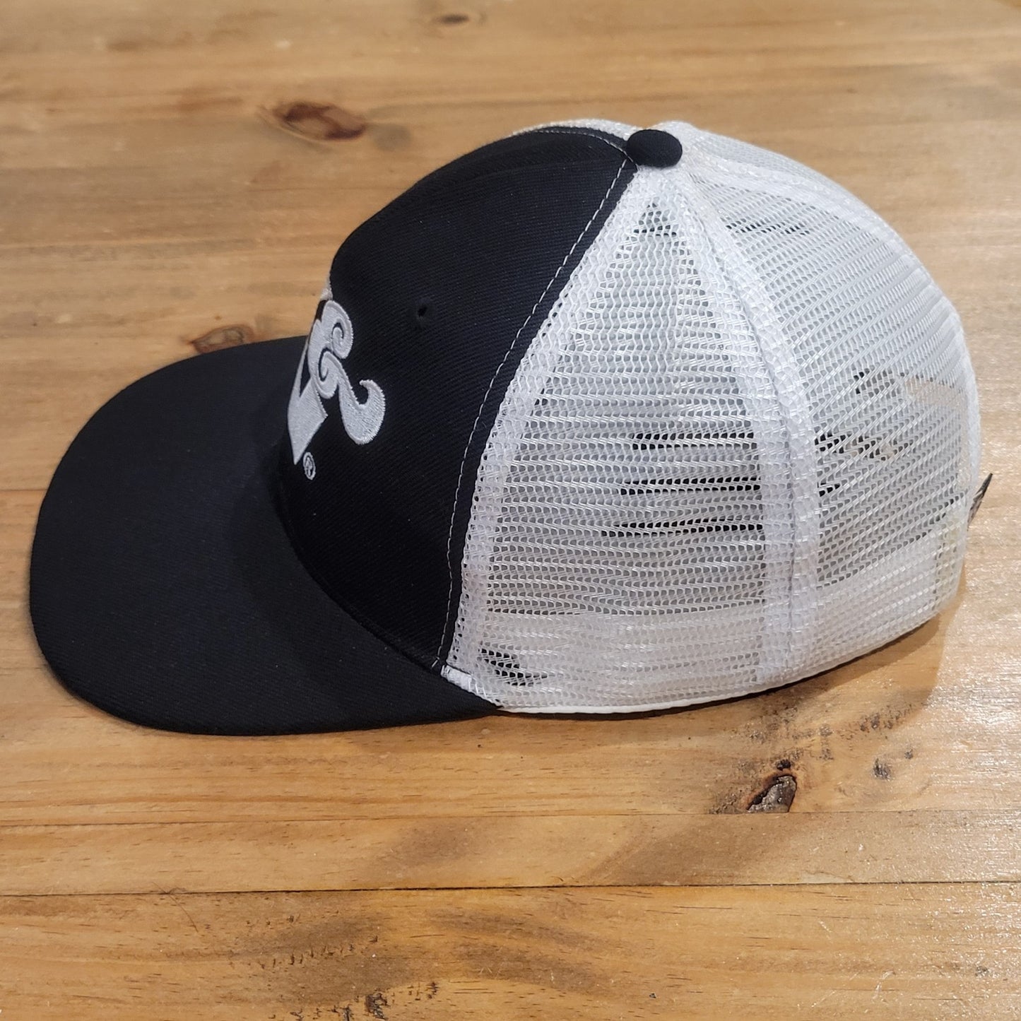 K&N Filters Hat Snapback Black White Car Racing Exhaust Performance Race