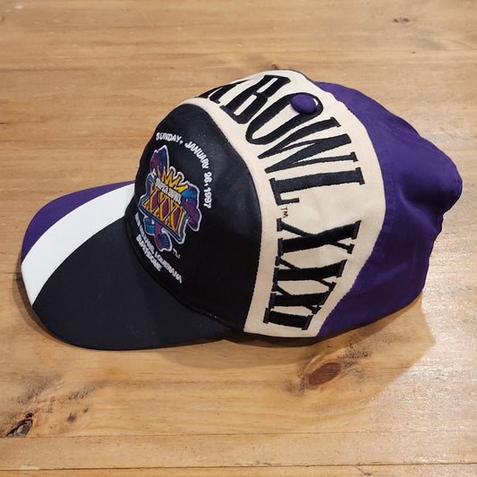 New England Patriots Super Bowl XXXI Wave Wrap Swirl Eastport Snapback Hat 1997