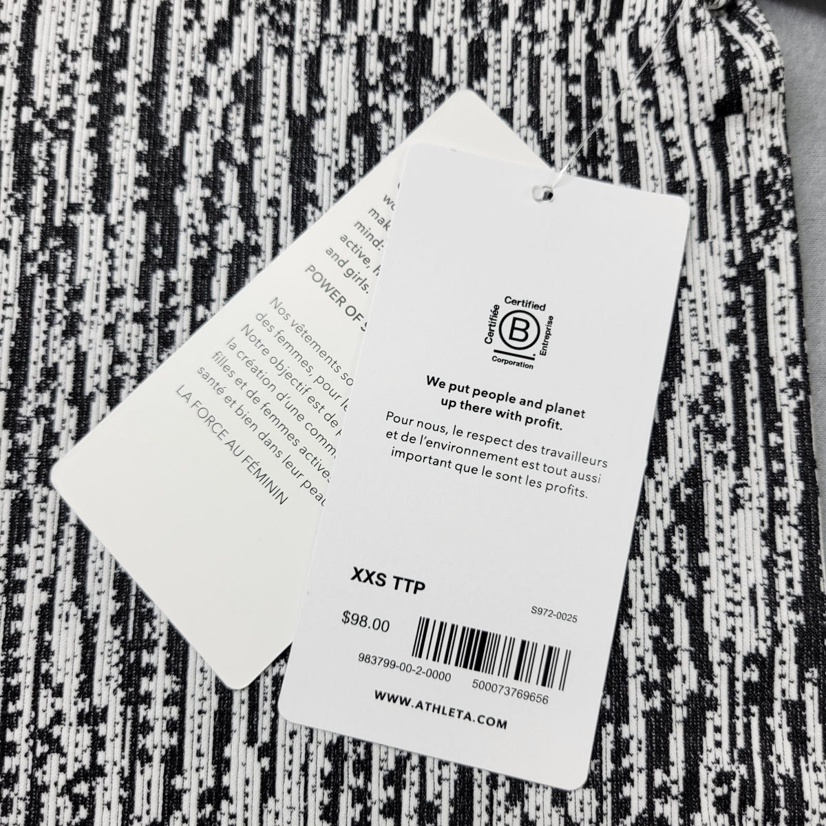 Athleta Flurry Elemental Turtleneck Top Base Layer Long Sleeve Womens Thumbholes