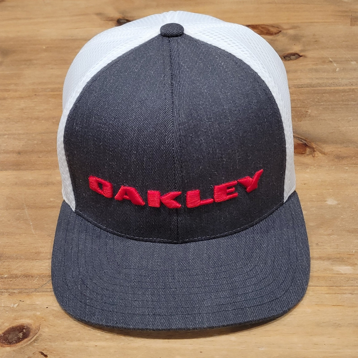 Oakley Hat Cap Snapback Gray White Red Spell Out 110 Flex Adjustable