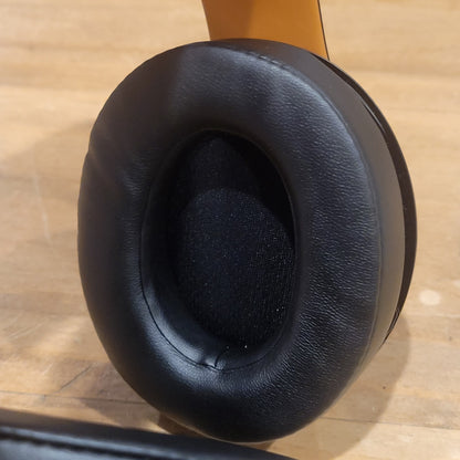 Beats Studio 3 Wireless Over Ear Headphones Midnight Black Gold Skyline Edition
