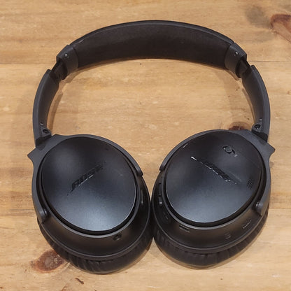 Bose QuietComfort 35 II Wireless Headphones QC35 Over-Ear Noise Cancelling 1144