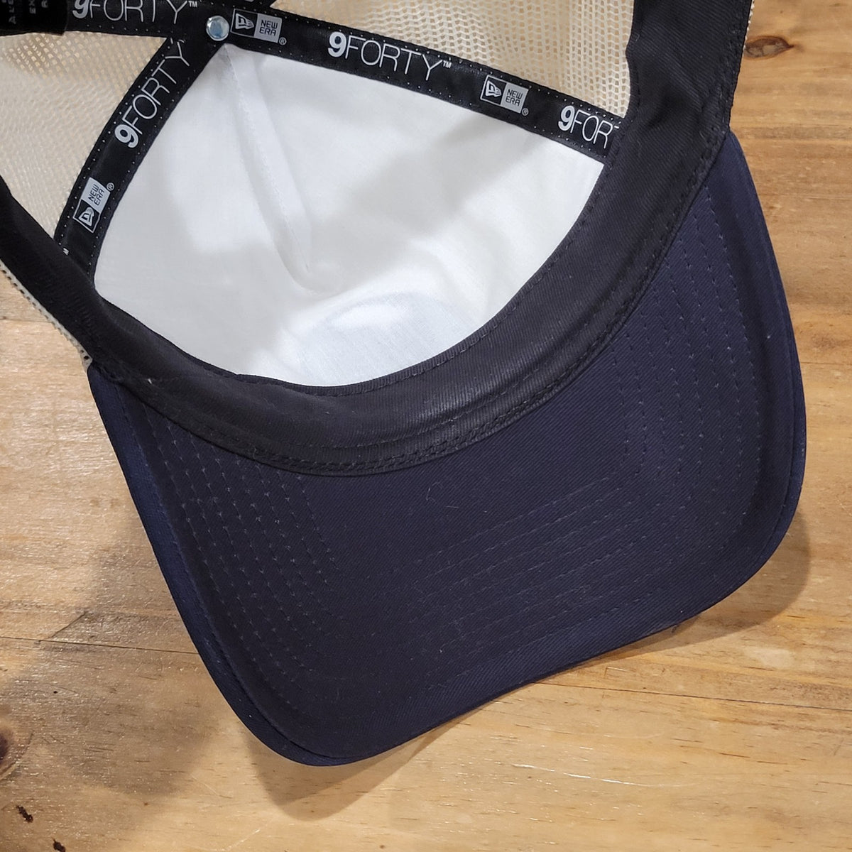 Seattle Mariners Hat Snapback New Era Trucker Mesh Back Cooperstown