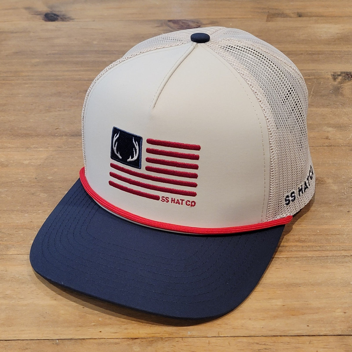 Southern String Hat Snapback Deer Antlers USA Flag Hunting Rope One Size Trucker