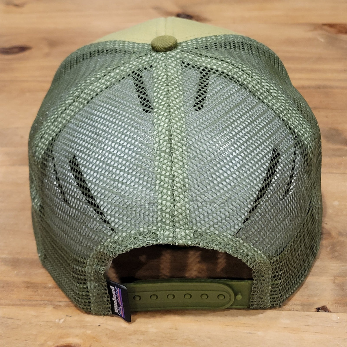Patagonia Hat Snapback Green Trucker Mesh Back Outdoor Mountain Spell Out Faded