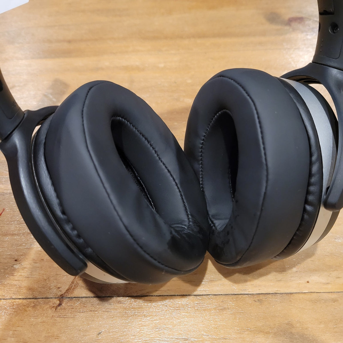 Sennheiser HD 4.50 BTNC Wireless Noise Cancelling Over-Ear Headphones Black