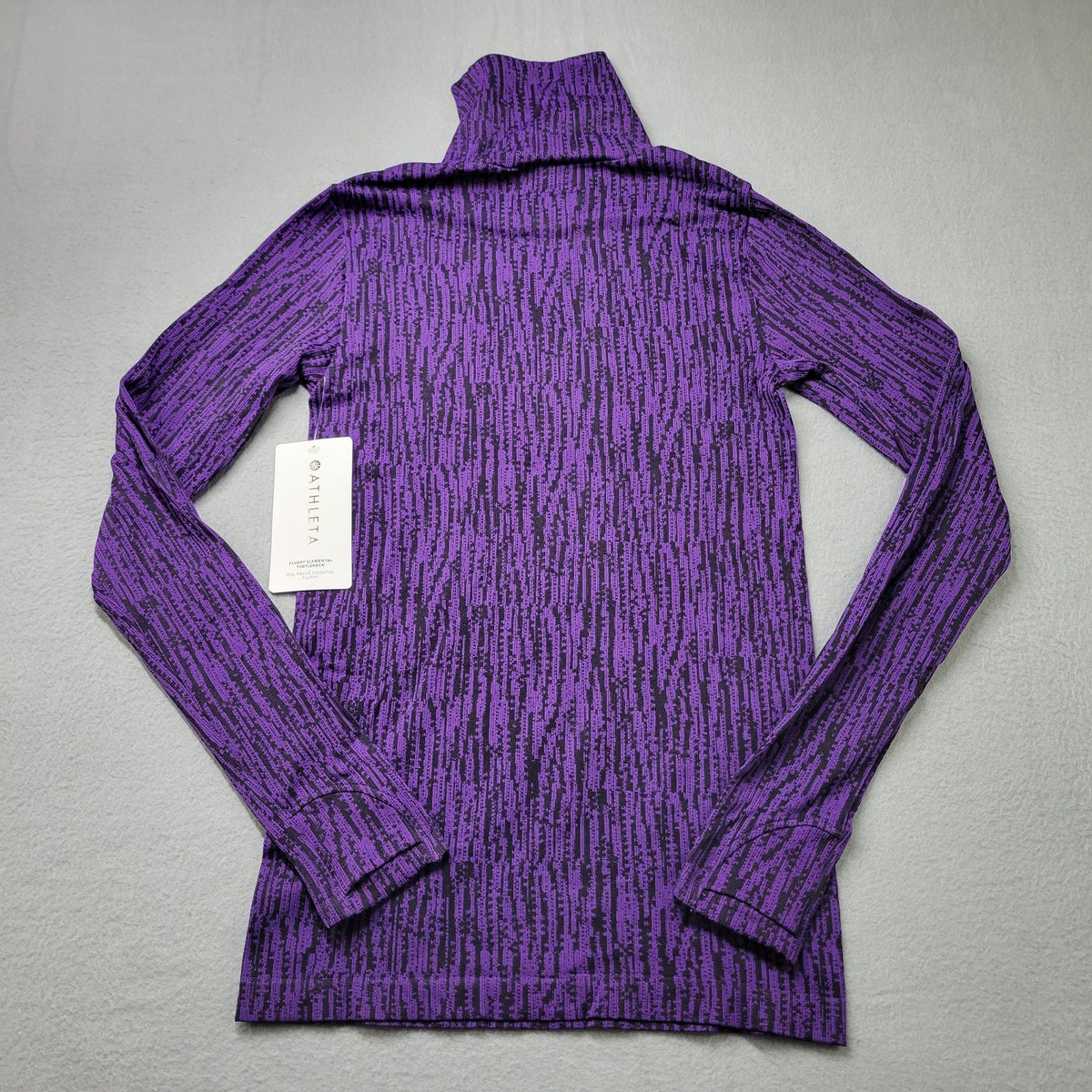 Athleta Flurry Elemental Turtleneck Top Base Layer Long Sleeve Purple Thumbholes