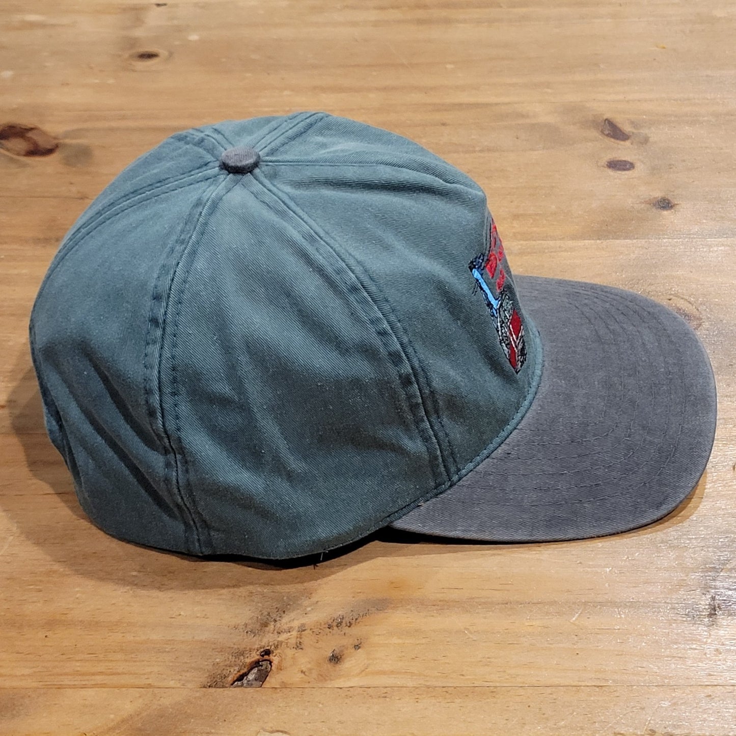 Vintage 80s Hell's Gate Airtram Canada Snapback Hat Fraser Canyon Souvenir Cap