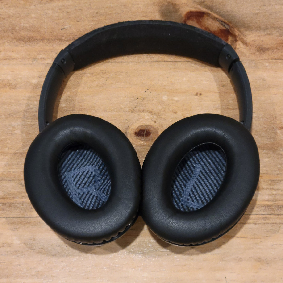 Bose SoundLink Around Ear Wireless Headphones AE2 Black Blue Tested Working 1136