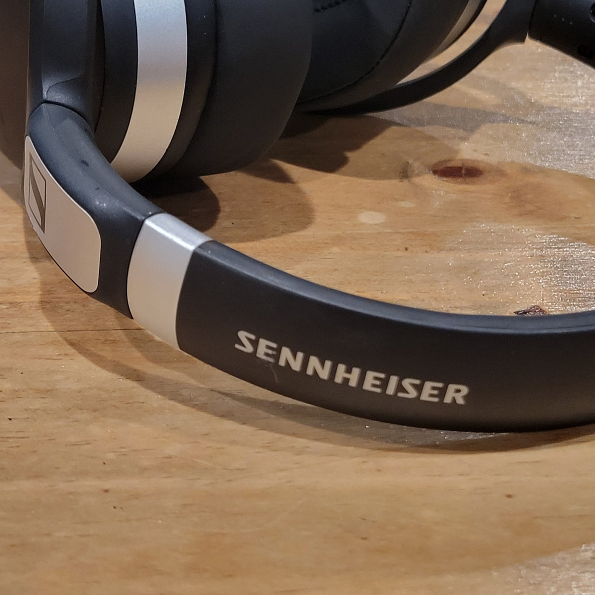Sennheiser HD 4.50 BTNC Wireless Noise Cancelling Over-Ear Headphones Black