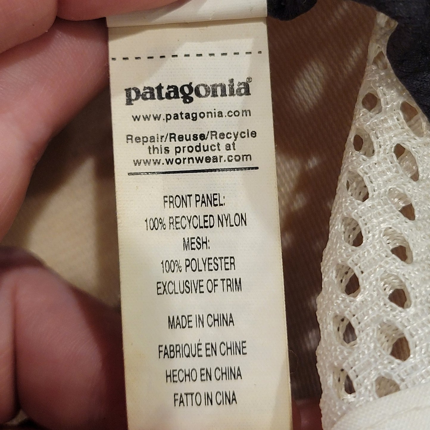 Patagonia Duckbill Trucker Hat Hawaiian Aloha Floral Mesh Run Surf Cap OSFM Blue