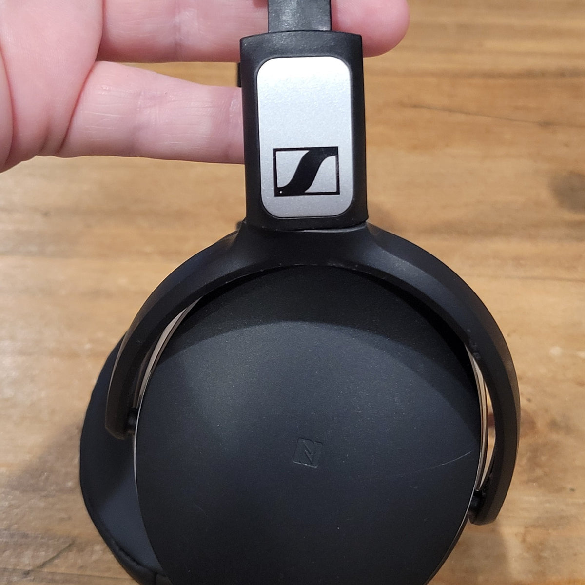 Sennheiser HD 4.50 BTNC Wireless Noise Cancelling Over-Ear Headphones Black 1157