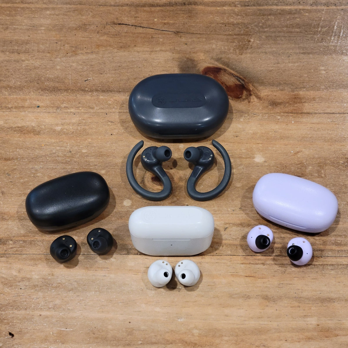 Lot of 4 Earbuds Wireless Bluetooth Jlab Sport Pop Onn TWS White Purple Black