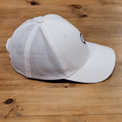 Callaway Golf Snapback Hat Cap White Mesh Back Trucker Golfer G Ball Logo