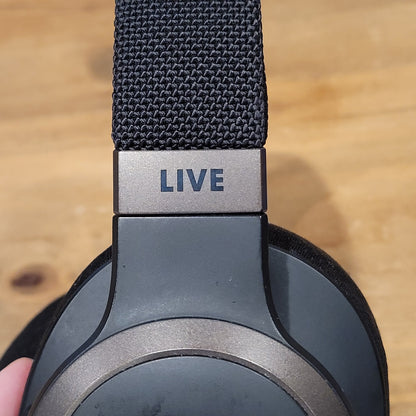JBL Live 650BTNC Over-Ear Wireless Bluetooth Noise Cancelling Headphones - Black