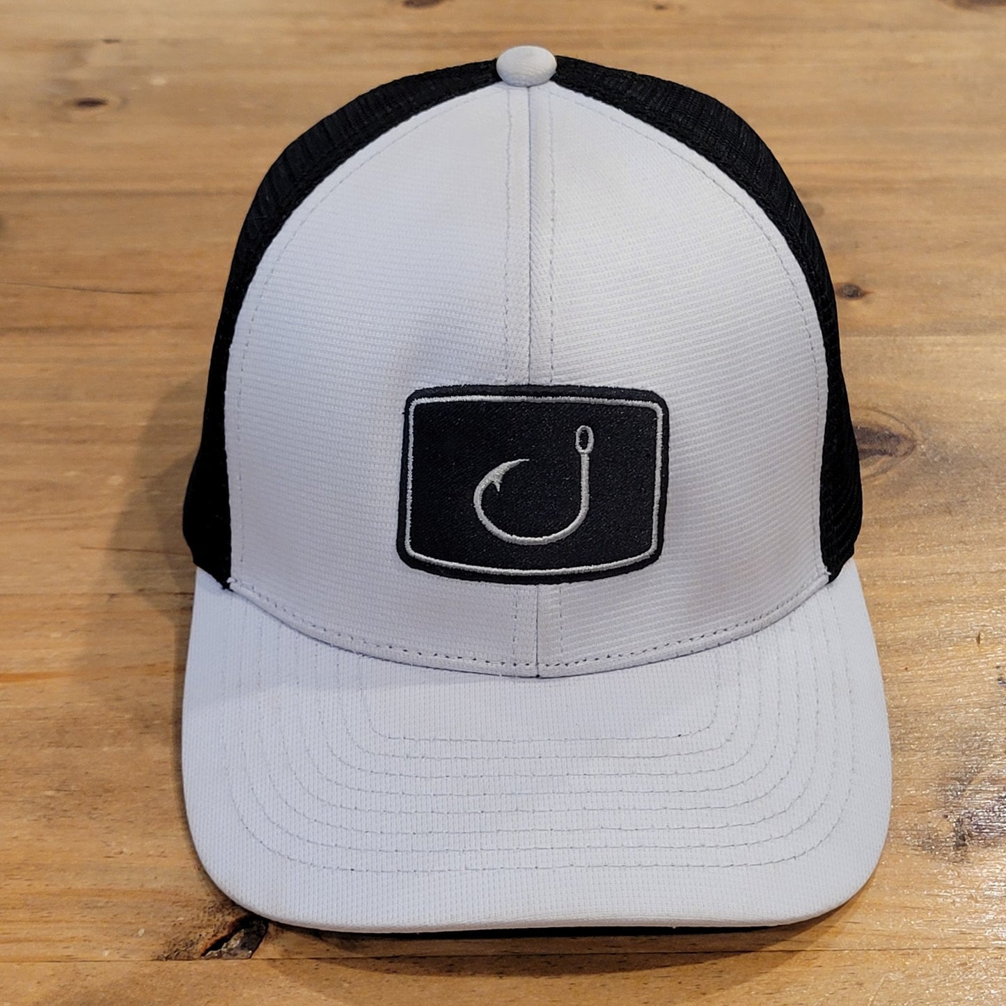 Avid Fishing Hat Cap Size L/XL Flex Stretch Fitted Hook Logo Gray Black Fish