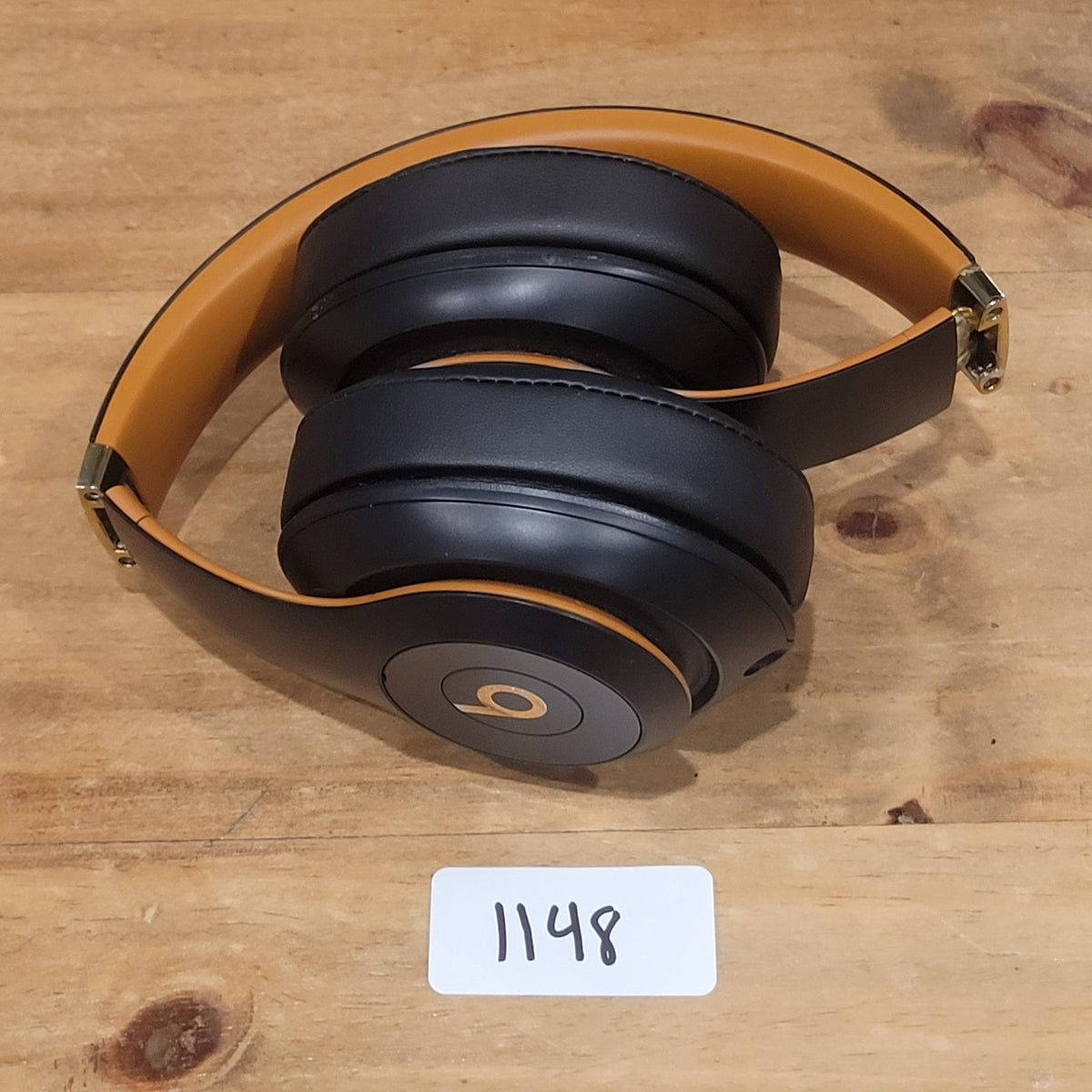 Beats Studio3 Wireless Over Ear Headphones Midnight Black Gold Skyline ANC Case