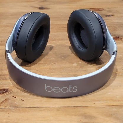 Beats by Dr Dre Studio 2.0 Wireless Over Ear Headphones Metallic Gray Titanium