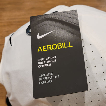 Nike Aero Bill Panel HAt Cap Strap Back White Black Swoosh Running Adjustable