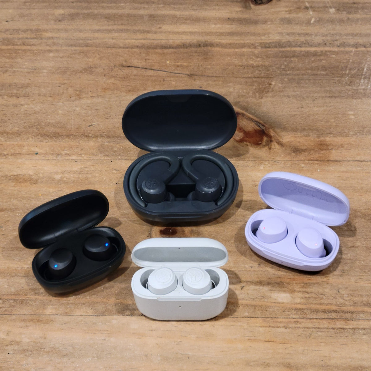 Lot of 4 Earbuds Wireless Bluetooth Jlab Sport Pop Onn TWS White Purple Black