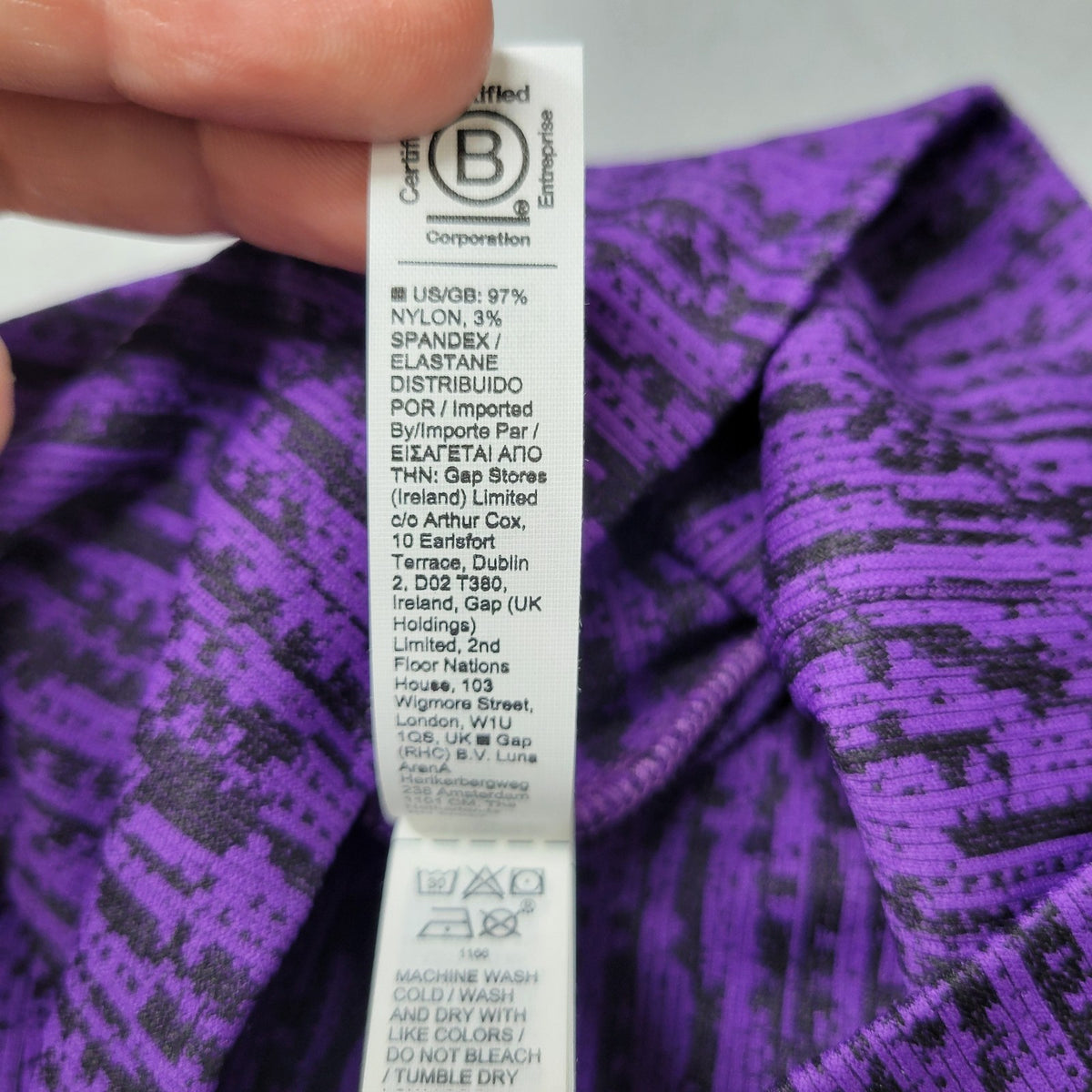 Athleta Flurry Elemental Turtleneck Top Base Layer Long Sleeve Purple Thumbholes