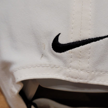 Nike Aero Bill Panel HAt Cap Strap Back White Black Swoosh Running Adjustable