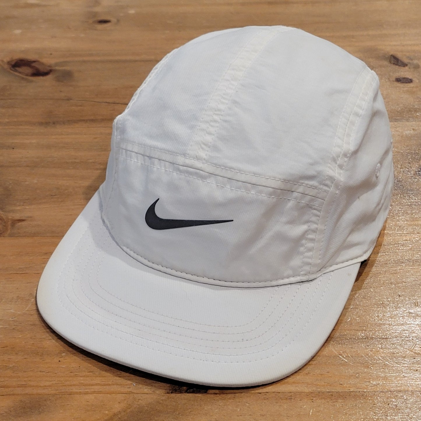 Nike AW84 Hat Cap Strap Back White Black Swoosh Running Outdoor One Size Dri-Fit