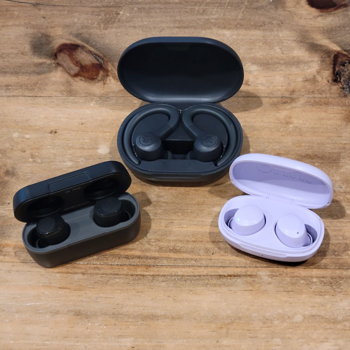 Lot of 3 Bluetooth Wireless Earbuds Skullcandy Job Onn Jlab Go Sport Purple