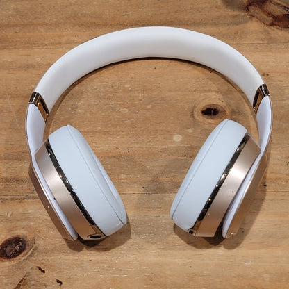 Beats by Dr Dre Solo 2 Wireless Bluetooth On Ear Headphones Rose Gold White