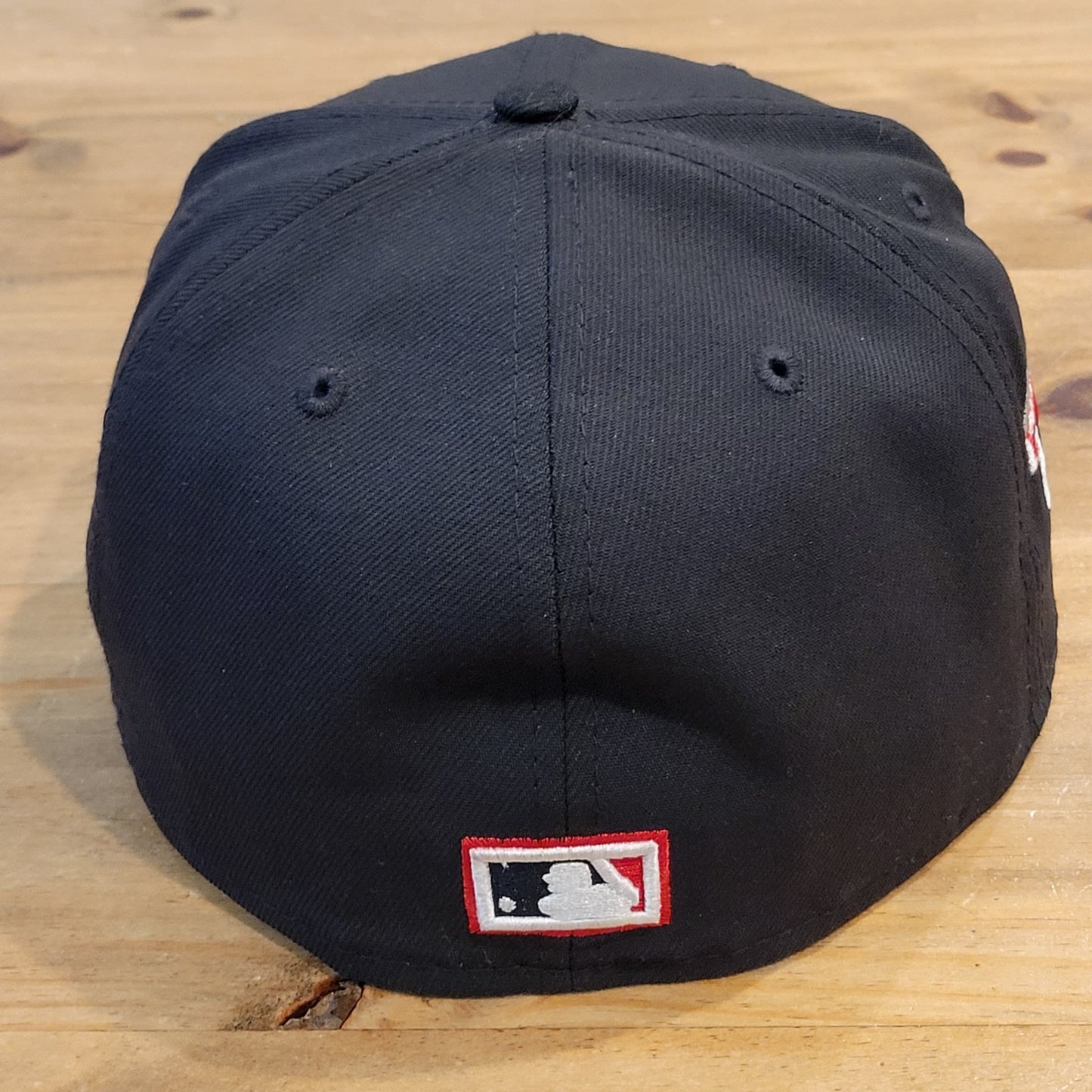 Atlanta Braves Hat New Era Size 7 1/2 Fitted Black Hank Aaron 40th Anniv 715