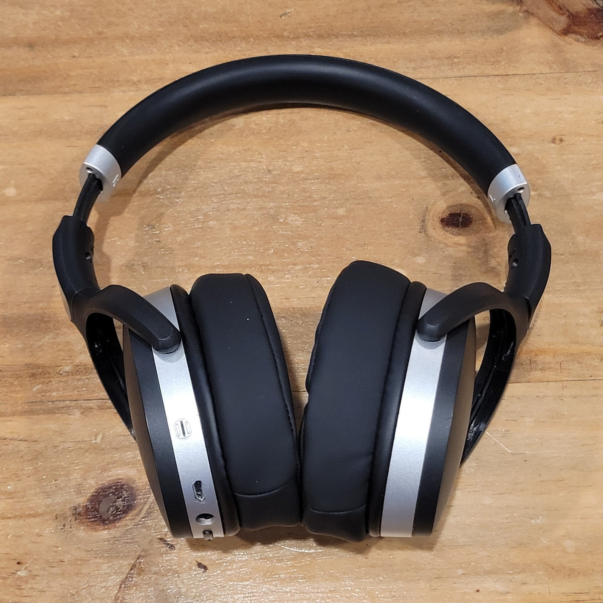 Sennheiser HD 4.50 BTNC Wireless Noise Cancelling Over-Ear Headphones Black 1157