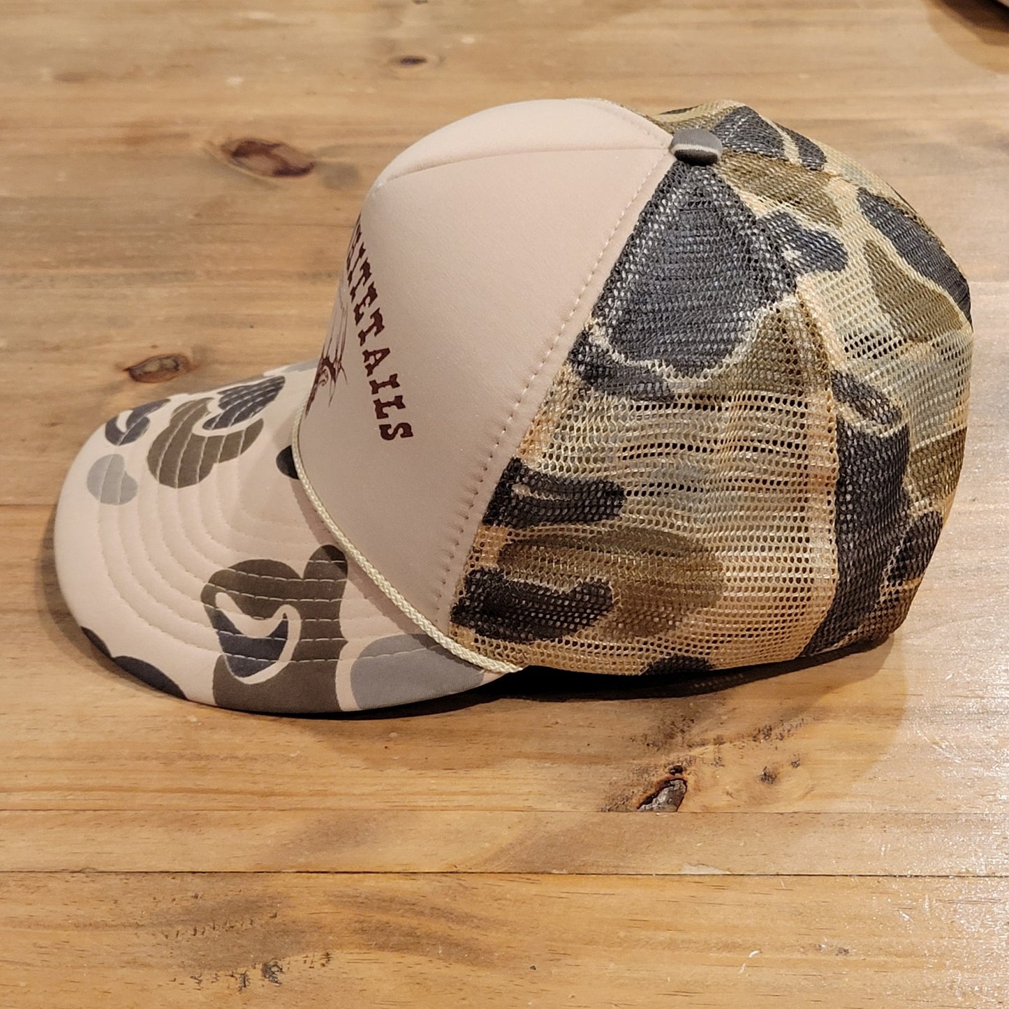 Vintage Hunting Hat Classic Whitetails Trucker Gene Wensel Camo Camouflage Foam