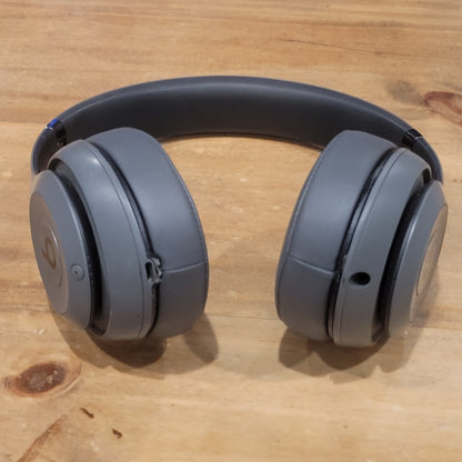 Beats Studio3 Wireless Noise Cancelling Over-Ear Headphones Gray Shadow Grey
