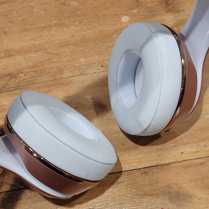 Beats Solo3 Wireless On-Ear Headphones White Rose Gold A1796 Working Clean 1161