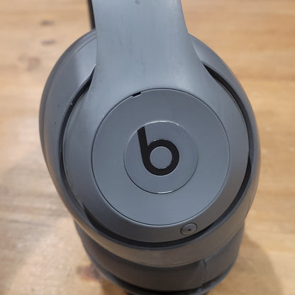 Beats Studio3 Wireless Noise Cancelling Over-Ear Headphones Gray Shadow Grey
