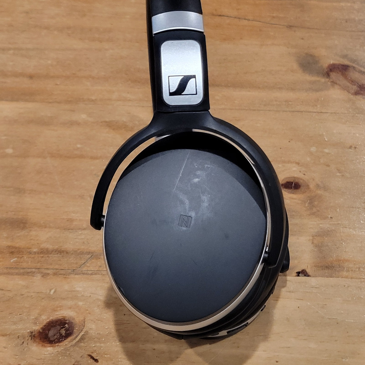 Sennheiser HD 4.50 BTNC Wireless Noise Cancelling Over-Ear Headphones Black