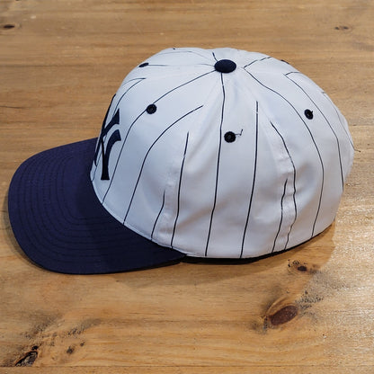 Vintage New York Yankees Hat Cap Snapback White Blue Pin Stripe Logo 7 90s MLB