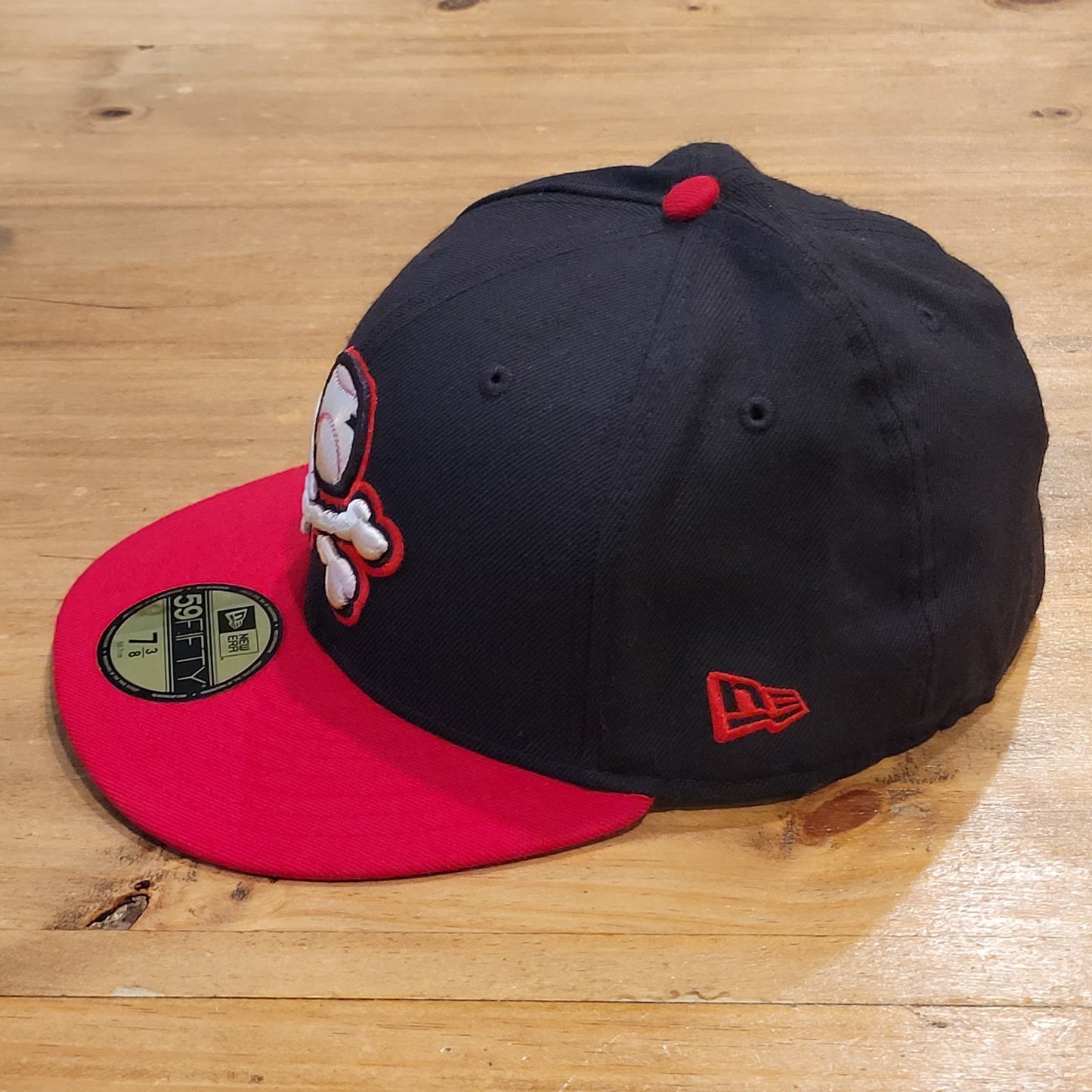El Paso Chihuahuas Crossbones Hat New Era 7 3/8 Fitted Black MiLB Baseball Wool