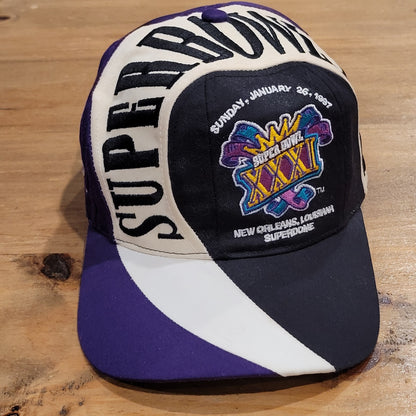New England Patriots Super Bowl XXXI Wave Wrap Swirl Eastport Snapback Hat 1997