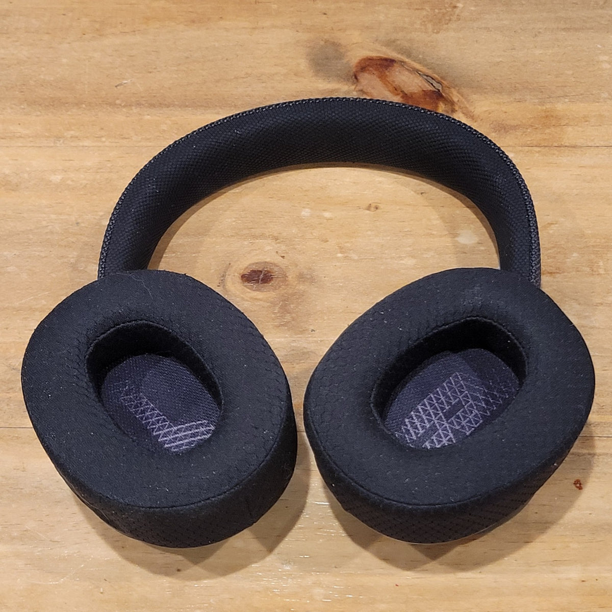 JBL Live 650BTNC Over-Ear Wireless Bluetooth Noise Cancelling Headphones - Black