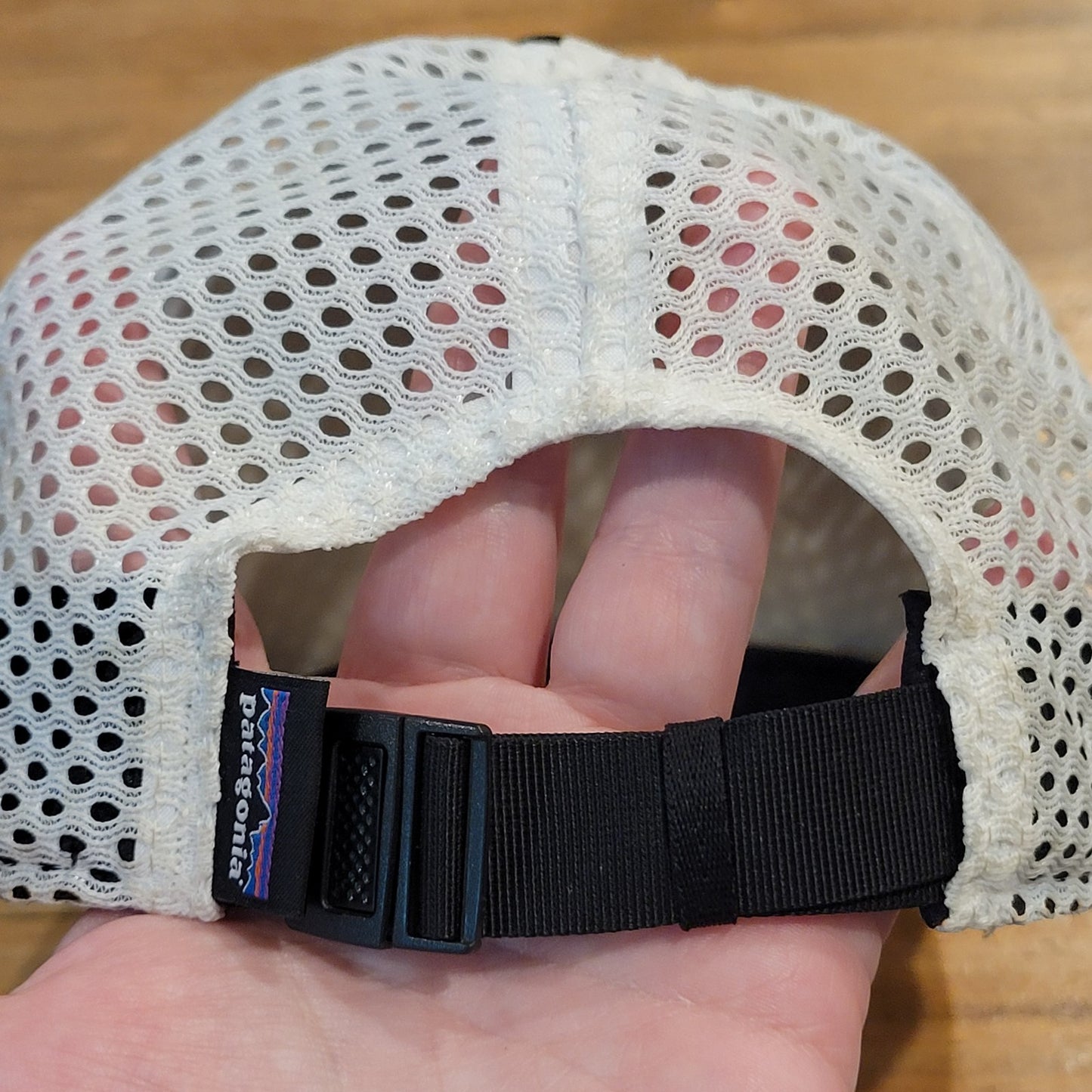 Patagonia Duck Bill Mesh Back Hat Strap Back Black Outdoor Water Fish Hiking